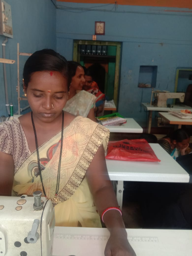 https://1ngo.sgp1.digitaloceanspaces.com/media/mahalakshmi/1NGO-00752-Mahalakshmi Mahila Madal-Activities (1).jpeg